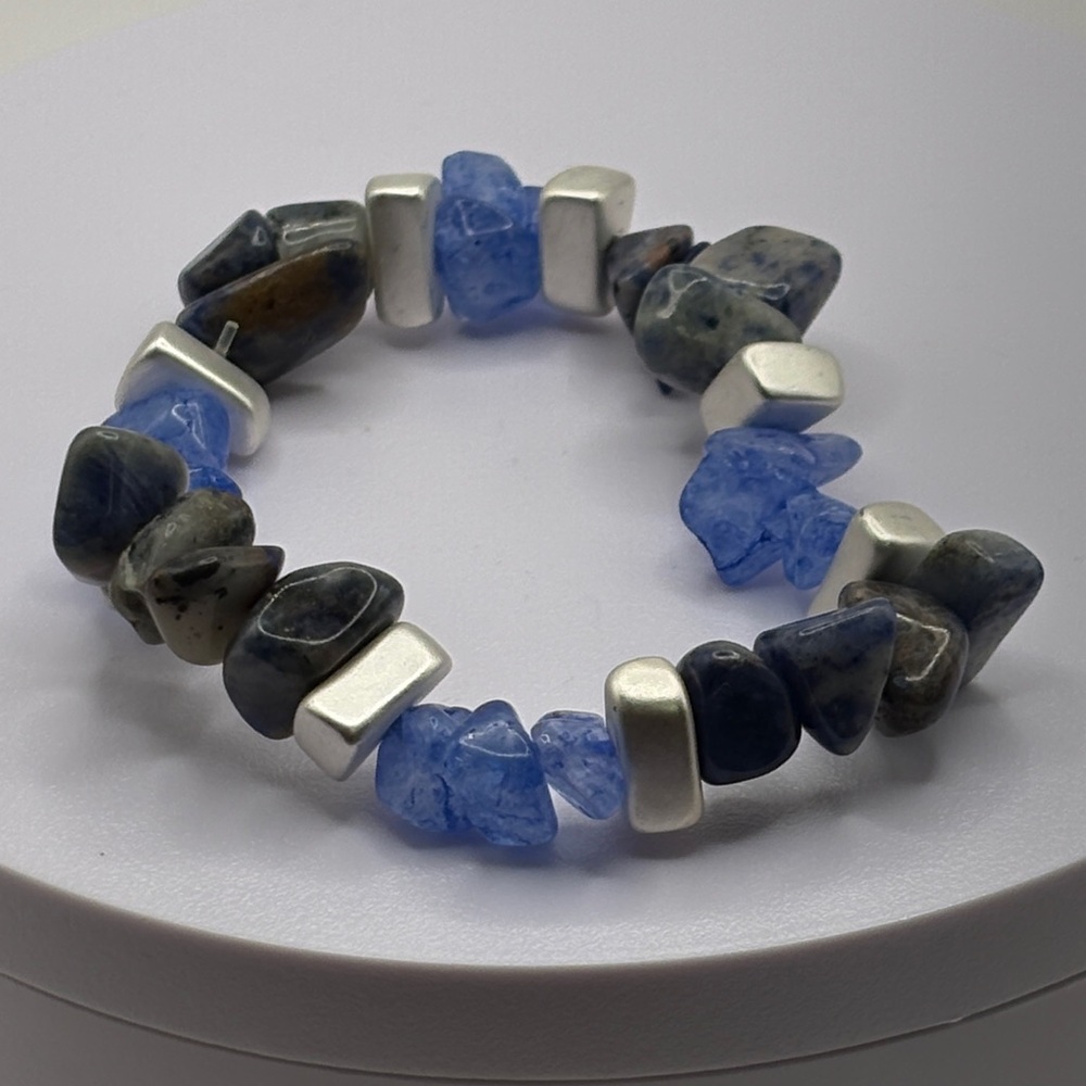Natural Blue Stone Chip Stretch Bracelet - Boho Silver Accent - Picture 5 of 7